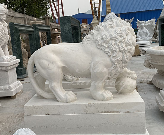Marble stone lion statue