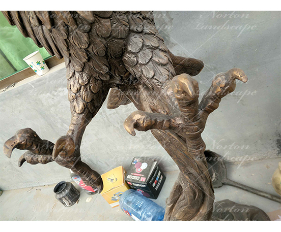 bronze eagle sculpture