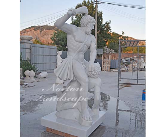Marble roman figure fighting statue