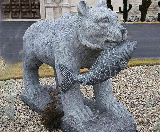Garden decor stone polar bear statue